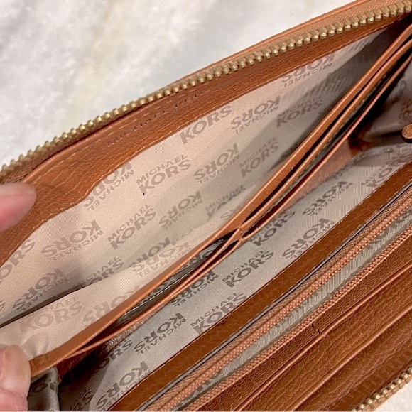 MICHAEL KORS Brown Leather Gold Grommet Large Zippered Wallet - Picture 9 of 16